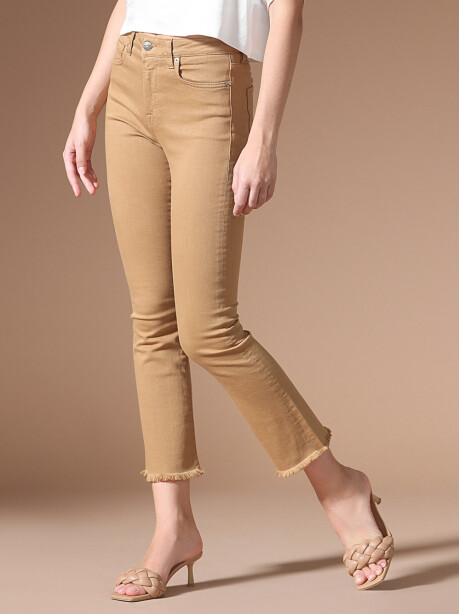 Jeans modello trombetta - 5