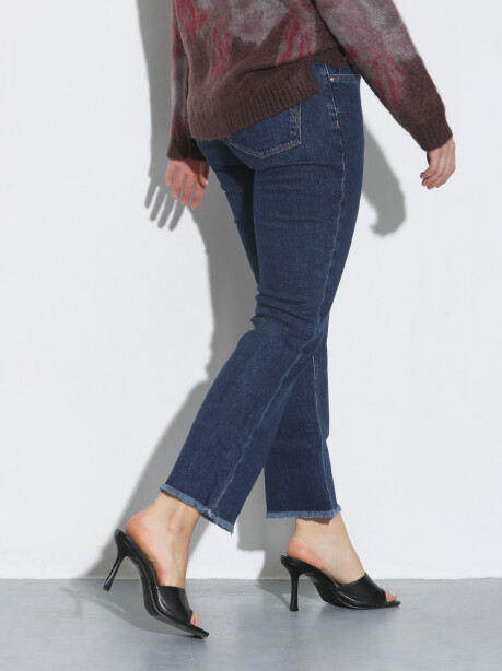 Jeans trombetta in denim stretch - 3