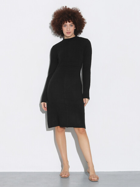 Knitted midi dress - 4