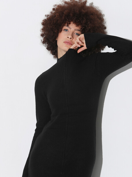 Knitted midi dress - 5