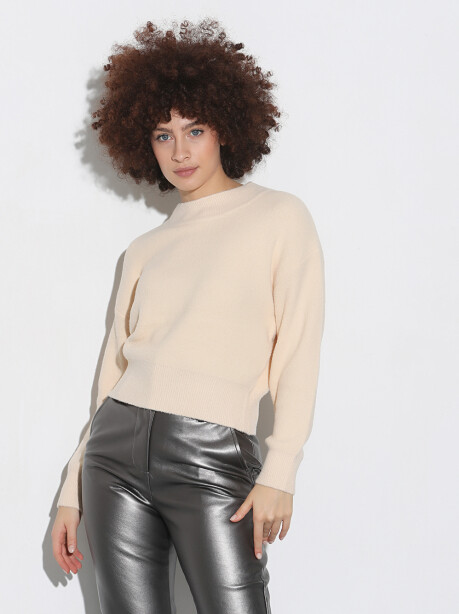 Solid color sweater - 6