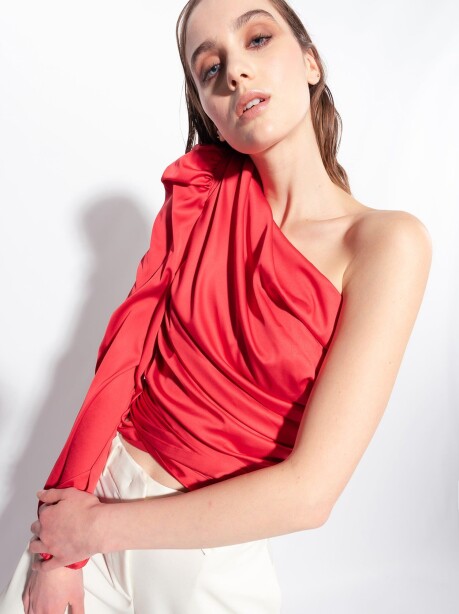 One-shoulder top in satin - 4