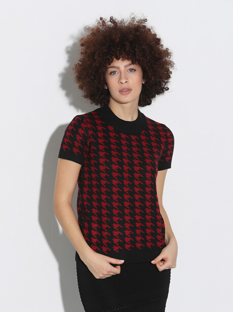 Houndstooth patterned knit top - 4