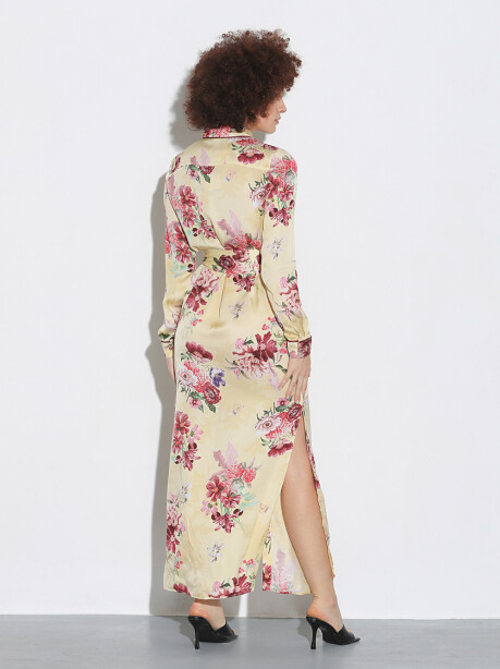Long shirt dress with flowers - 6