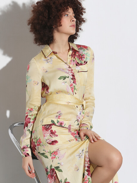 Long shirt dress with flowers - 4