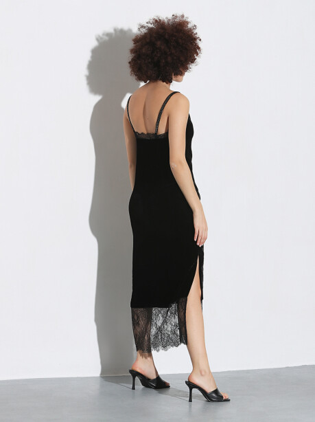 Slip dress in velvet and lace - 6