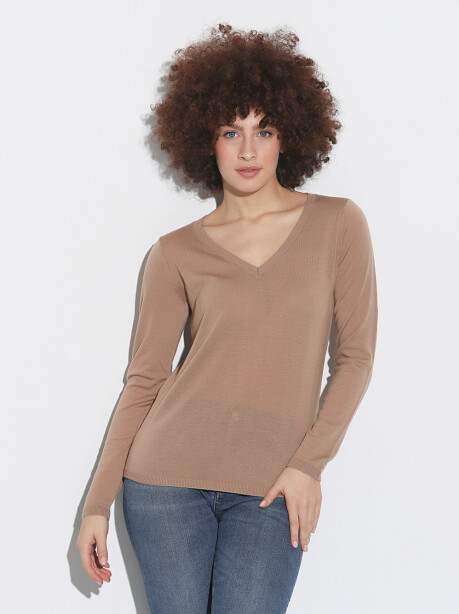 V-neck sweater in pure merino wool - 6