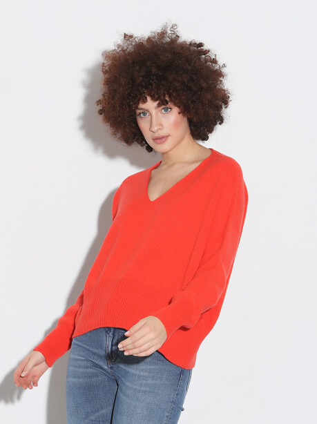 Box model V-neck sweater - 5