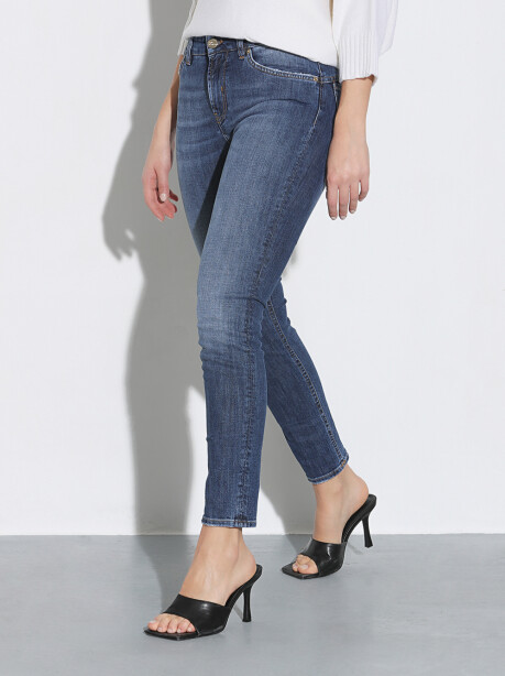 Marilyn cropped ankle jeans - 6