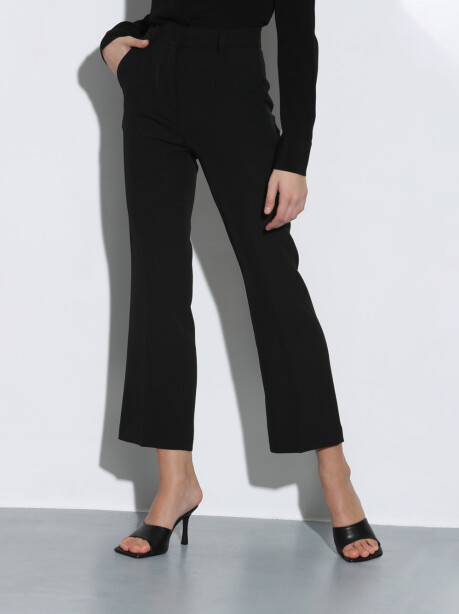 Flare cropped trousers - 4
