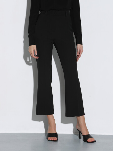 Flare cropped trousers - 6