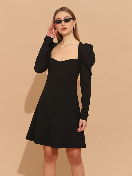 Long-sleeved dress - 3