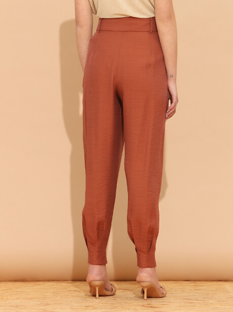 Pantaloni modello carrot vintage - 2