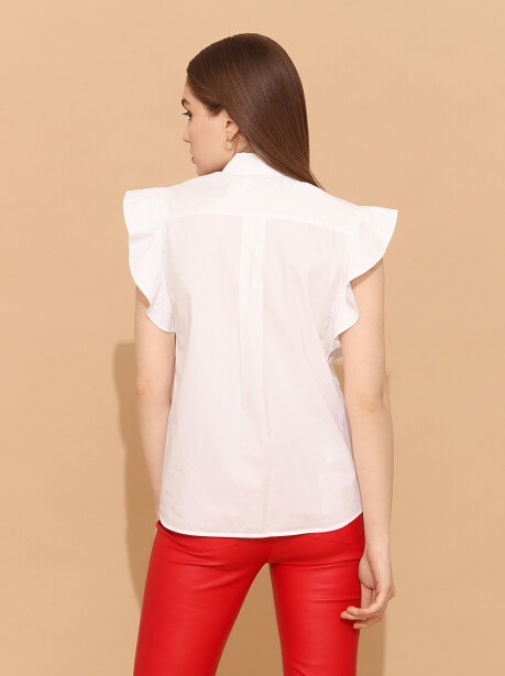 Sleeveless shirt with ruffles - 2