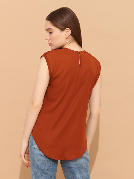 Blusa giromanica con spacco sul retro - 2