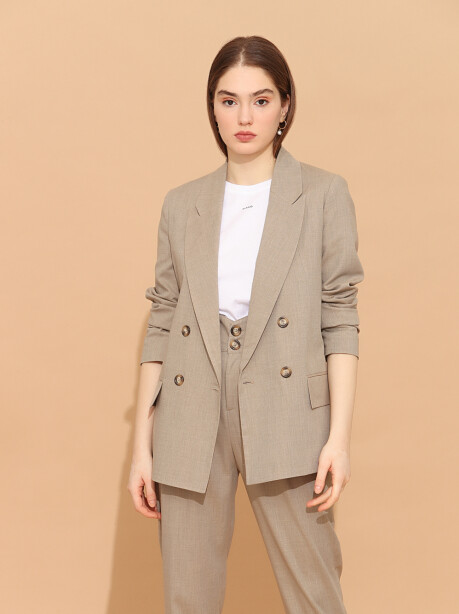 Double-breasted four-button blazer - 4