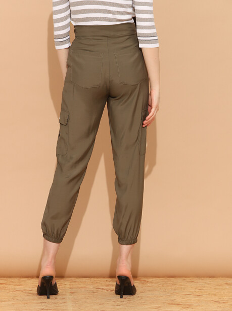 Pantaloni modello cargo - 6