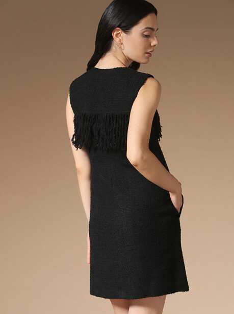 Tweed sheath dress with fringes - 4