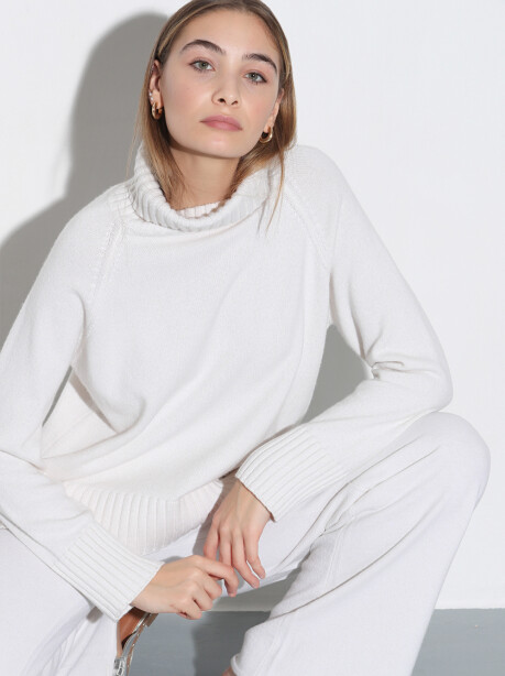 Raglan model turtleneck - 5