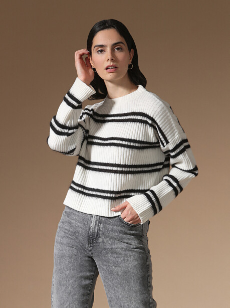 Gradient striped pullover - 3