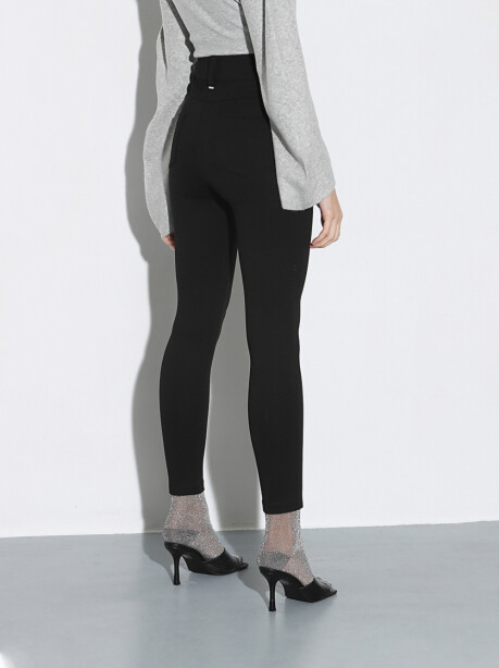 Pantaloni modello leggings - 2