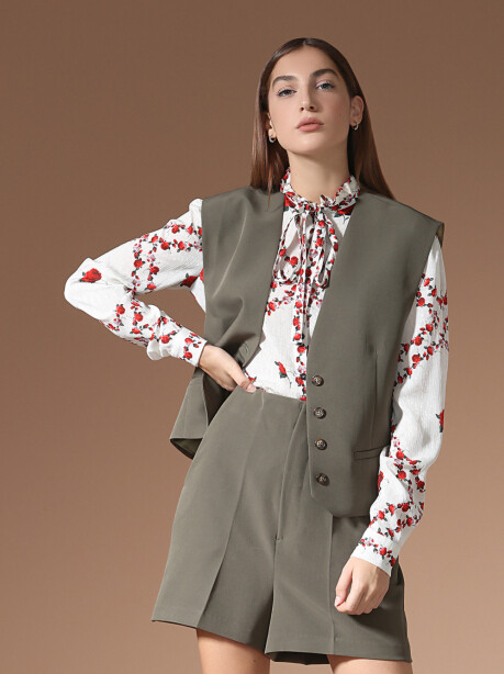 Gilet con bottoni - 3