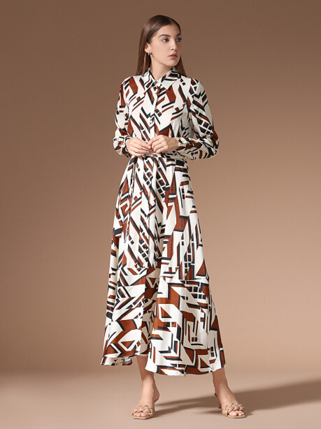 Long dress with geometric pattern - 4
