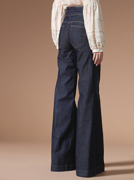 High-waisted flare jeans with buttons - 6
