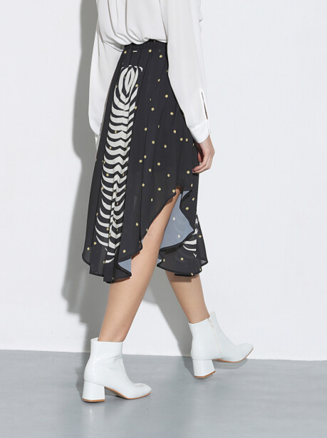 Asymmetrical skirt with astral pattern - 2