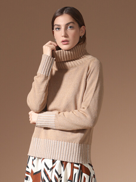 Turtleneck with vanisè bottom - 5