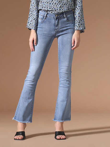 Jeans trombetta con frange - 1