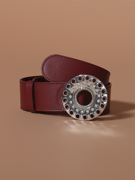 Burgundy leather belt with jewel buckle - 4