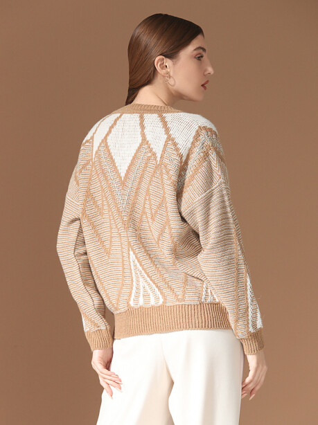 Geometric patterned sweater - 6