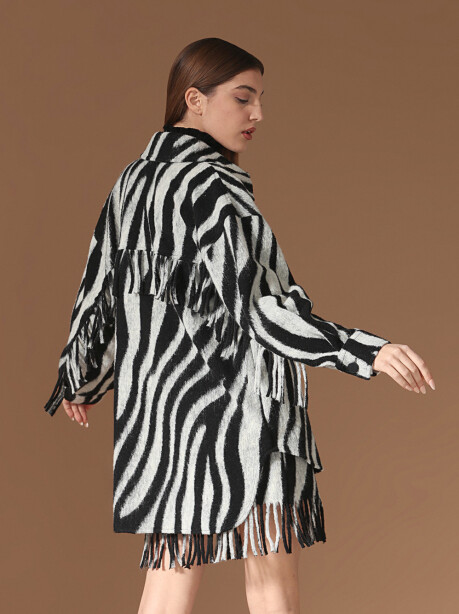 Shirt jacket with fringes - 6