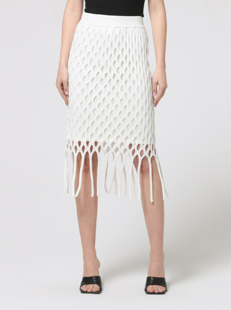 Perforated longuette with fringes - 3