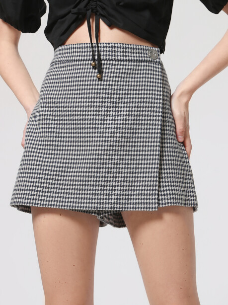 Skirt effect shorts - 4