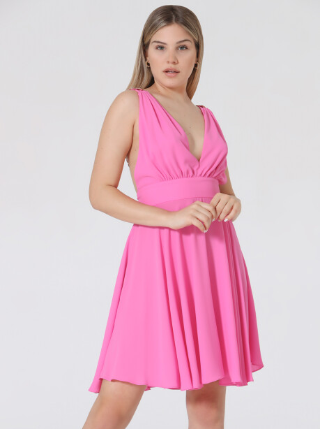 Short dress with chains - 1