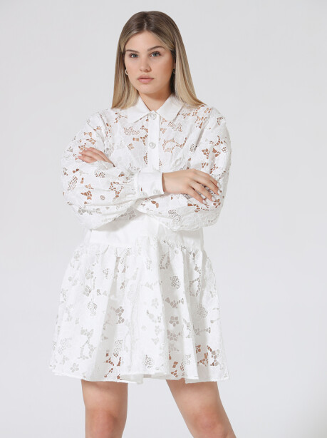 Embroidered dress with openwork floral pattern - 4