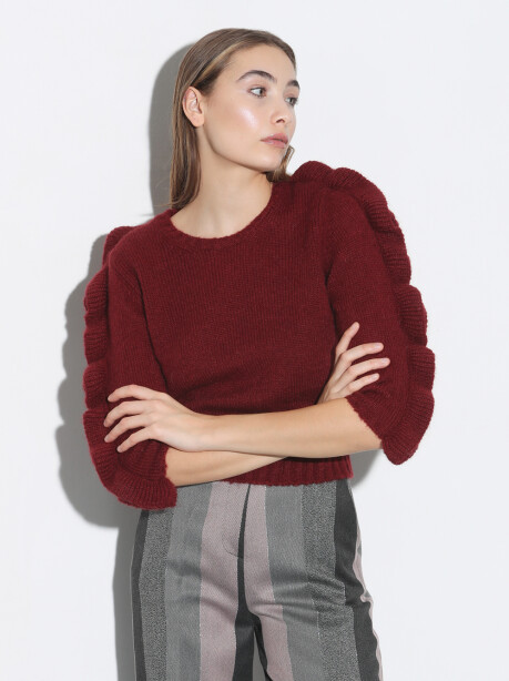 Sweater with ruffles - 5