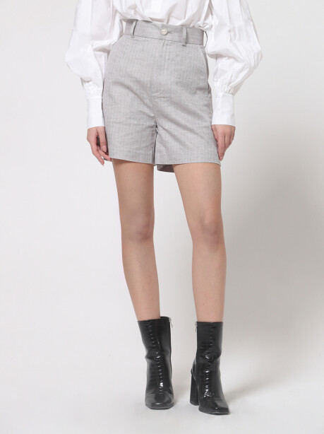 Herringbone shorts with jewel button - 3