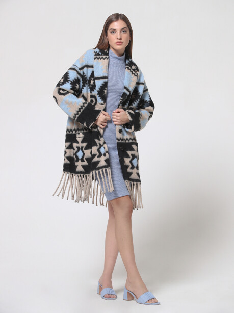 Coat with ethnic patterned fringes - 3