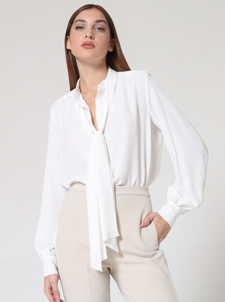 Silk shirt with sash - 3