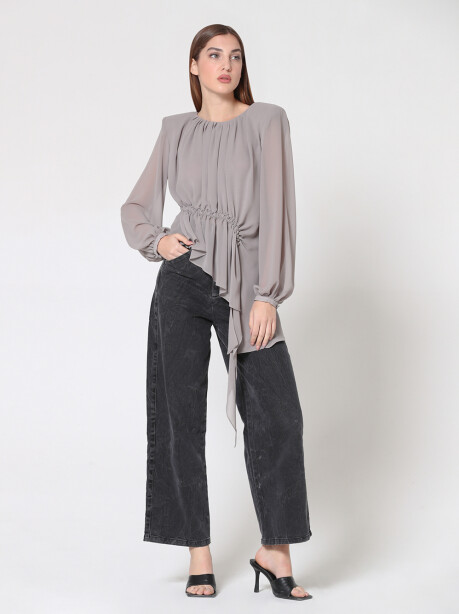 Asymmetrical blouse with curl - 4