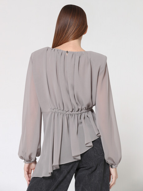 Asymmetrical blouse with curl - 3