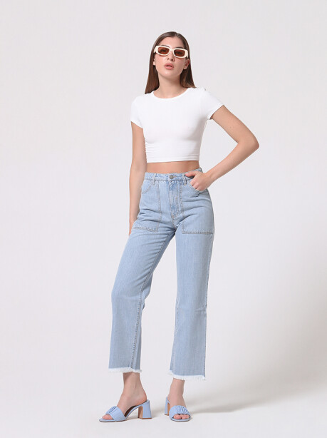 Straight leg high-waisted jeans - 3