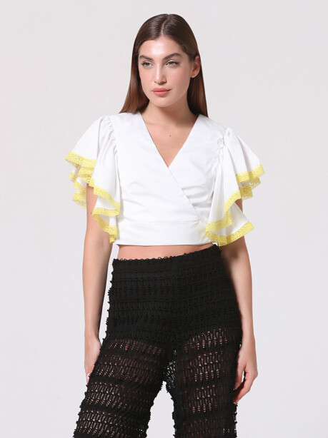 Crossover crop top with butterfly sleeves - 4