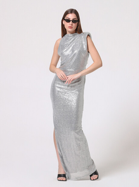 Long one-shoulder dress in full paillettes - 6