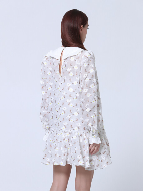 Floral patterned dress with collar - 6
