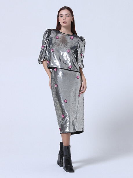 Top in paillettes con applicazioni - 6