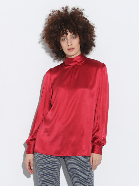 Long-sleeved satin shirt - 3